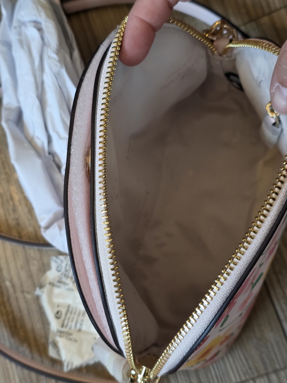 kate spade Small Dome Crossbody Strawberry Garden - Picture 7 of 9